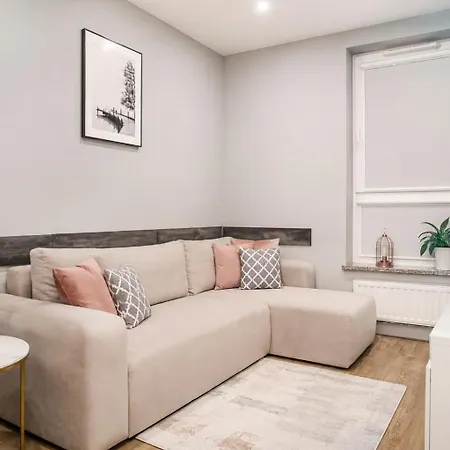 Rydygiera 14 Family House Tectum